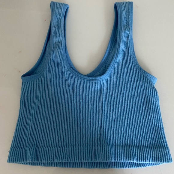 seamless tank - Picture 2 of 2